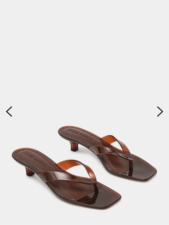 Steve Madden Shoes - Steve Madden Brown Patent Leather Kitten Heel Thong Sandals
